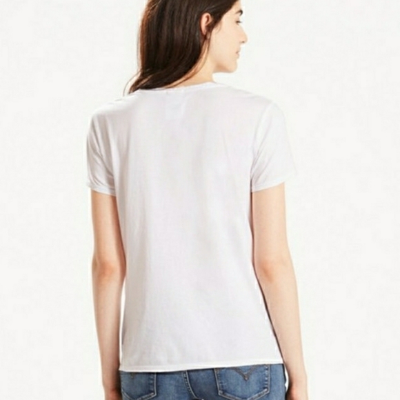 Levi's Logo Tee - Picture 2 of 4